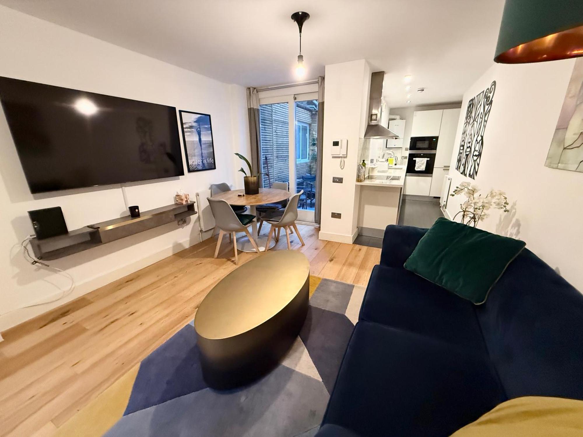 Immaculate Covent Garden Apartment London Exterior photo