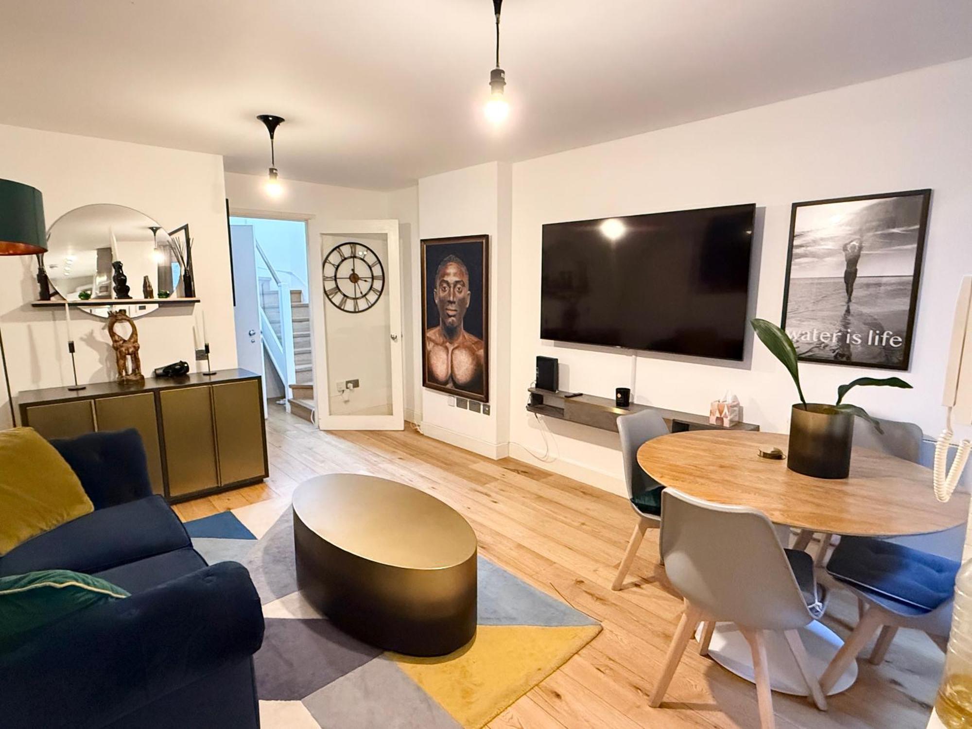 Immaculate Covent Garden Apartment London Exterior photo